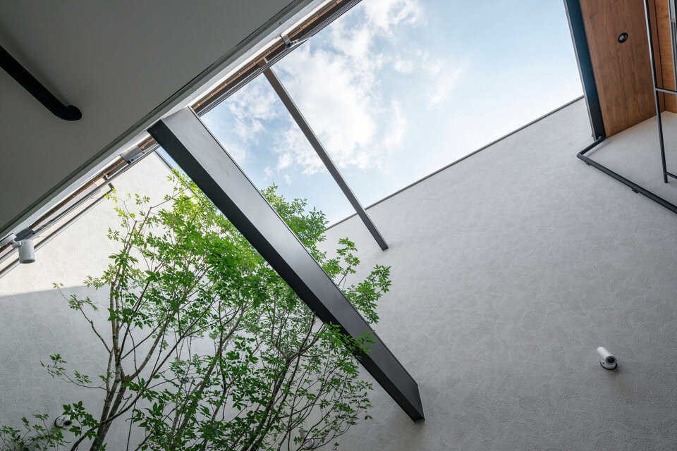 コートハウス / 中庭のある家