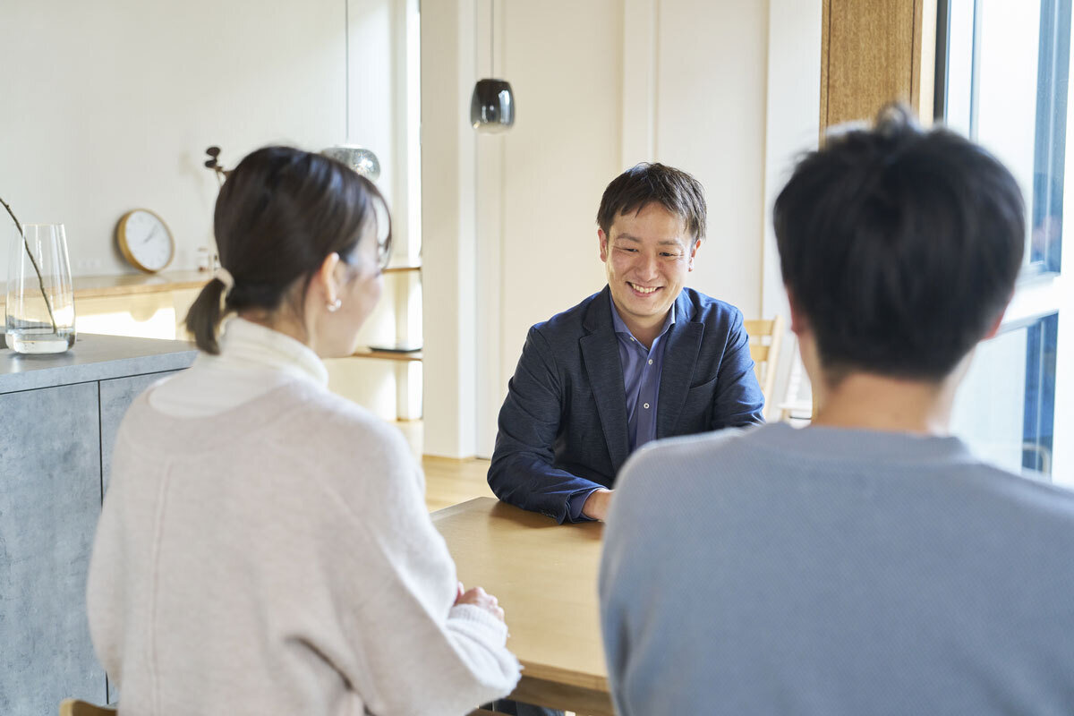 デザイン性の高さと暮らしやすさを両立。夫婦の理想を叶えた住まい。